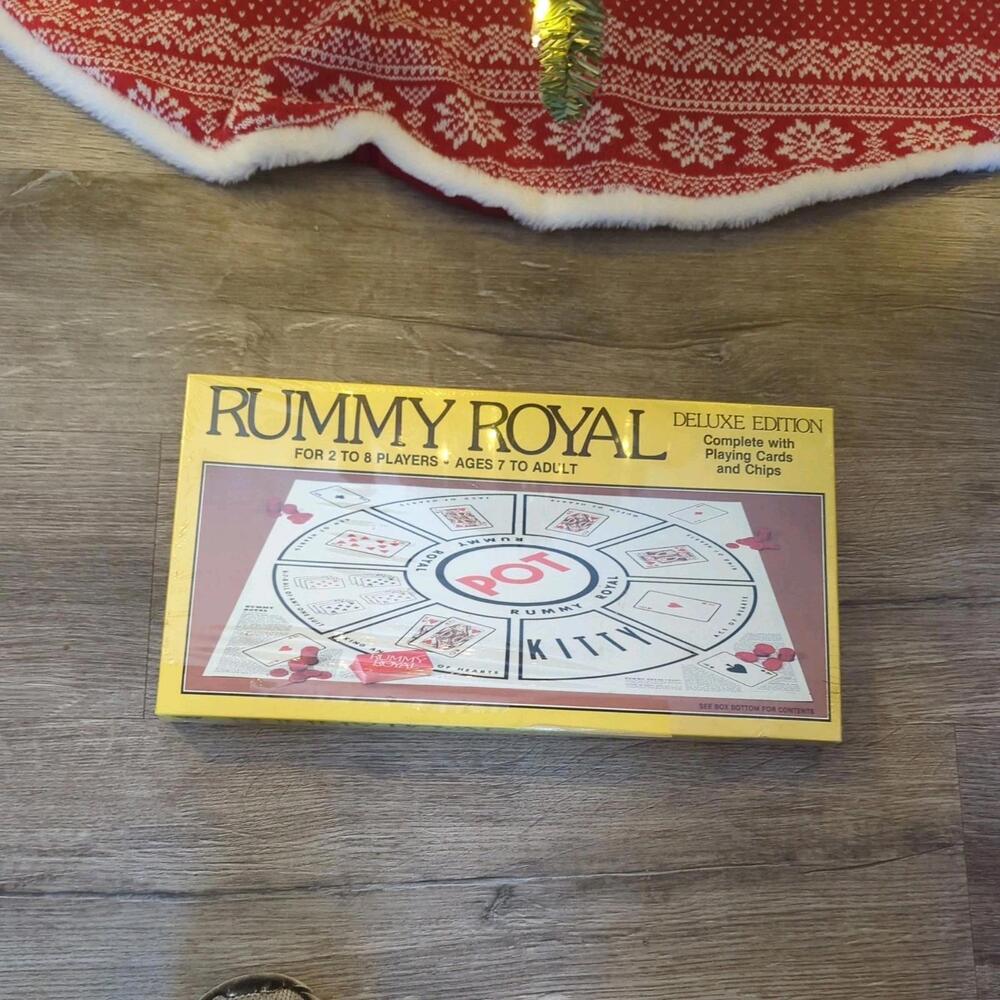 Vintage Whitman Rummy Royal Deluxe Edition 30" x 30"Gamesheet Mat Card Game 1981